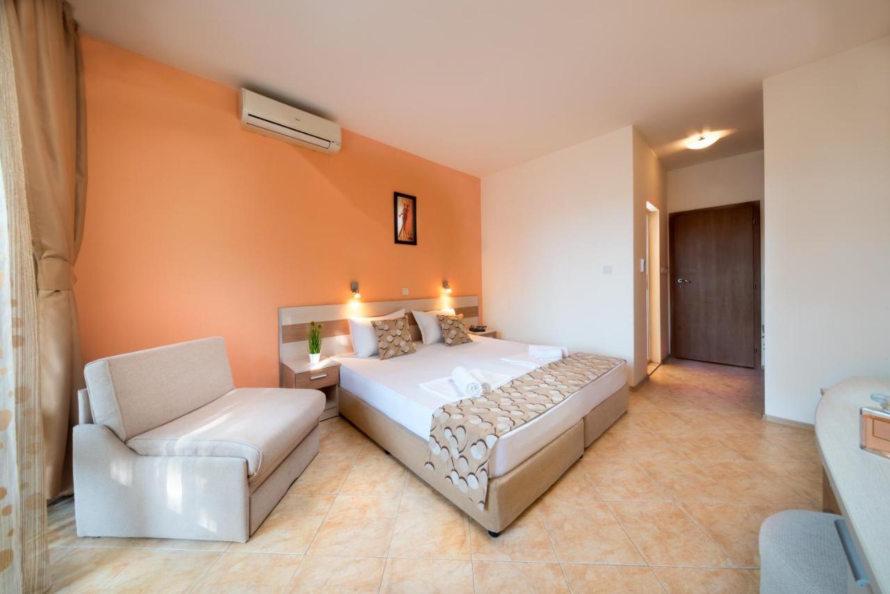 Aurelia Beach Complex Равда Екстер'єр фото