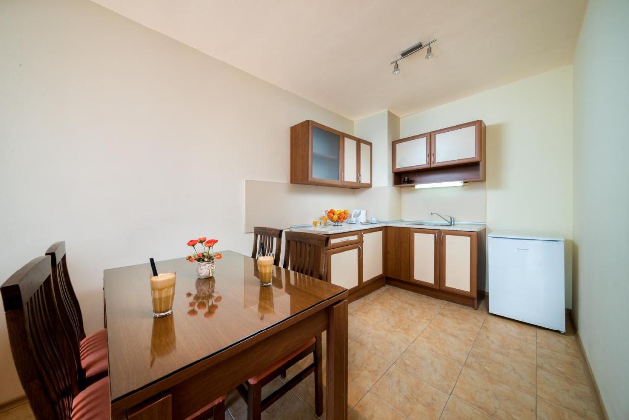 Aurelia Beach Complex Равда Екстер'єр фото