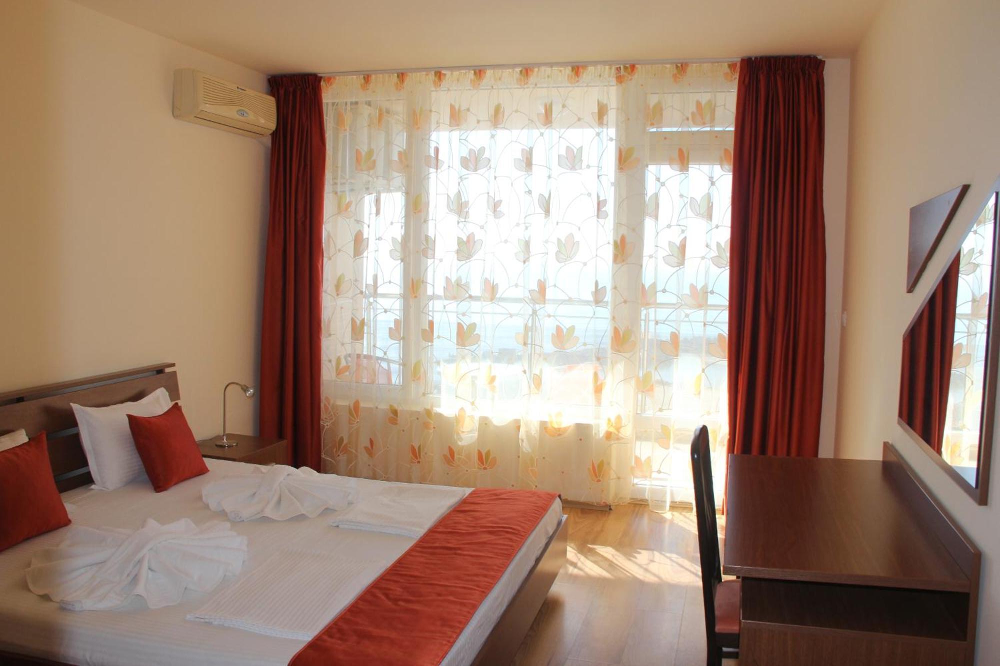Aurelia Beach Complex Равда Екстер'єр фото