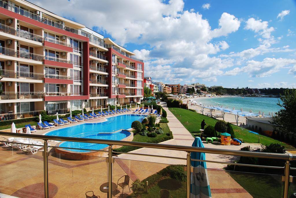 Aurelia Beach Complex Равда Екстер'єр фото